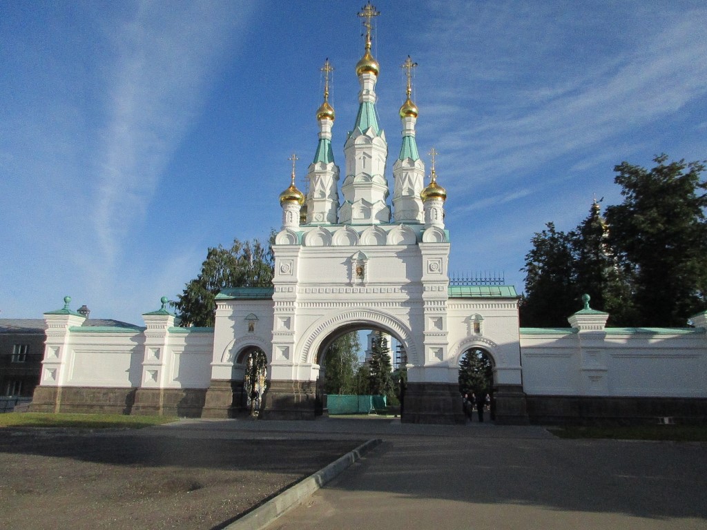 Борисоглебская епархия - Прихожане Покровского храма р.п. Таловая совершили  паломническую поездку в Дивеево